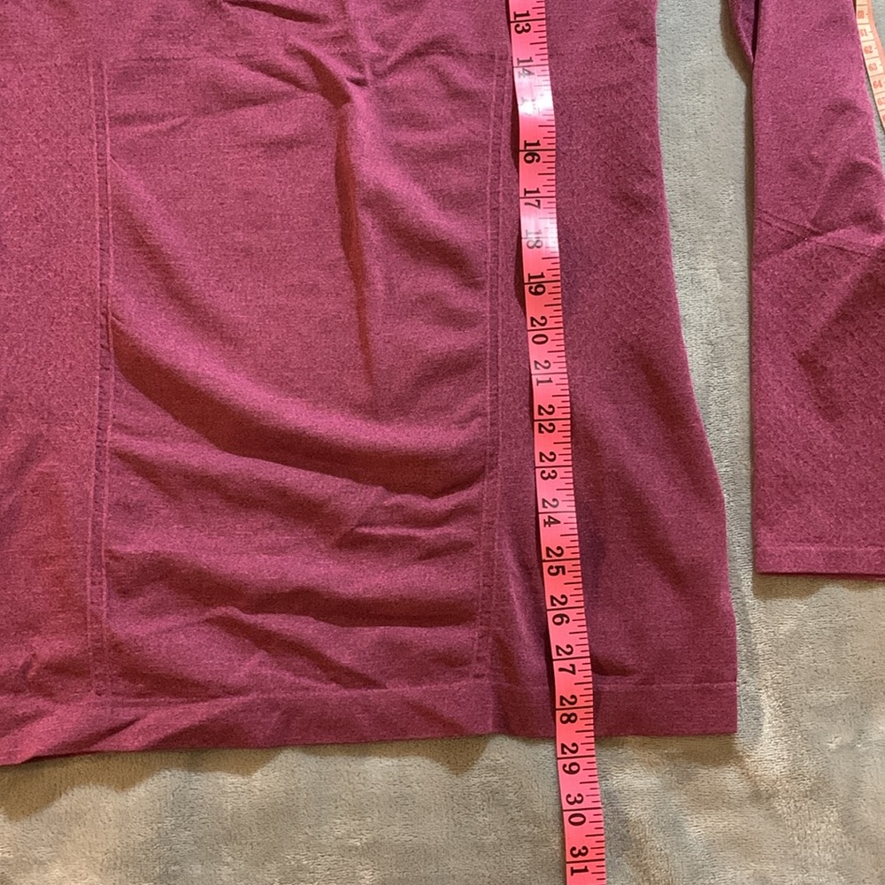 Fabletics Long Sleeve Top - Picture 5 of 6